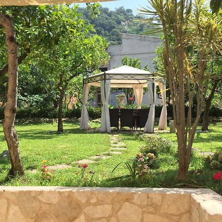 Goddess Yard Vila Tropea Exterior foto